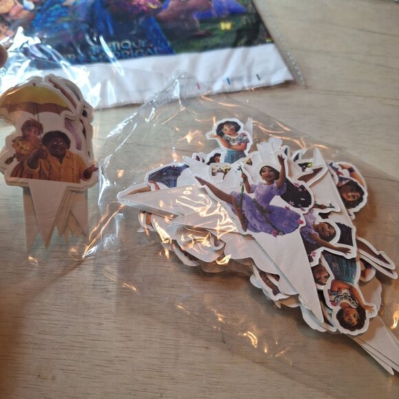 Encanto Birthday Party Decorations Cup Cake Toppers Banners Balloons Invitations - Picture 11 of 11